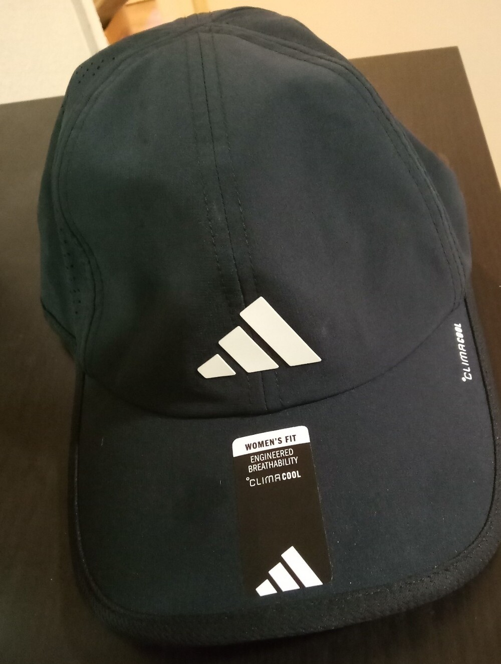 adidas Superlite 3 Women's Training Hat - Black NWT